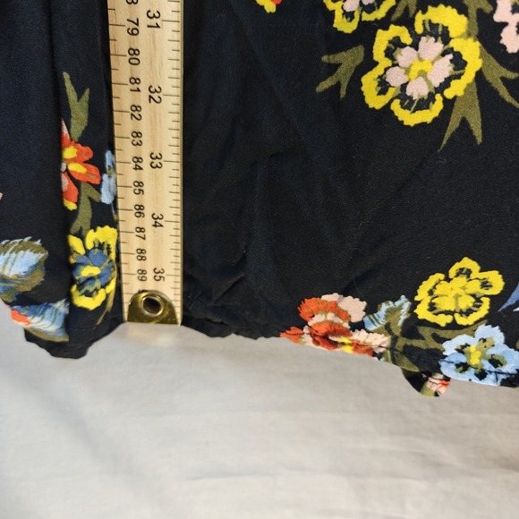 Old Navy Black Floral Lace-Up Tunic Dress 3/4 Sleeve Pintuck Front V‎ Neck XL - Picture 3 of 10